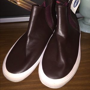 Old Navy dark burgundy slip on ankle sneakers. Sz9